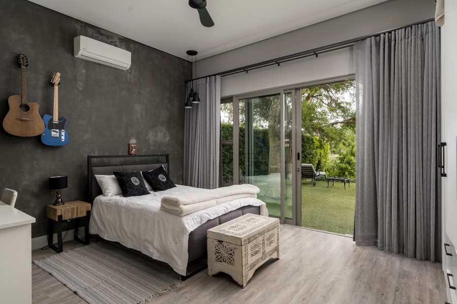 4 Bedroom Property for Sale in Pearl Valley at Val de Vie Western Cape